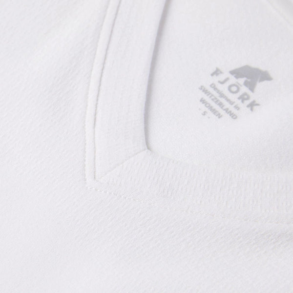 High - Performance T-Shirt Women– FJORKTec - FJORK Merino 🌍 - White logo black - T-shirt